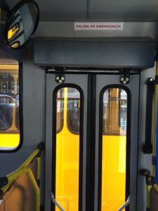 Salida de emergencia autobús de transporte - GO Transportes