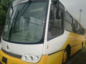 Autobús transporte escolar - GO Transportes